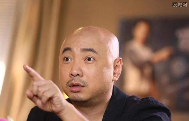 记者和吃瓜群众的距离,揭秘记者与吃瓜群众之间的神秘关系”