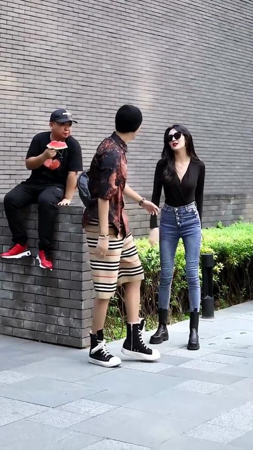 吃瓜群众躲得远